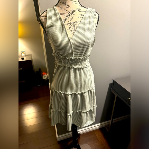 American Eagle Dress - Picture 1 of 2